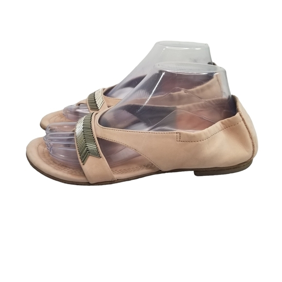 Kennel & Schmenger blush pink silver beaded open toe thong flats - Picture 3 of 14